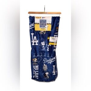 Peanuts Dodgers Blue Throw Blanket
